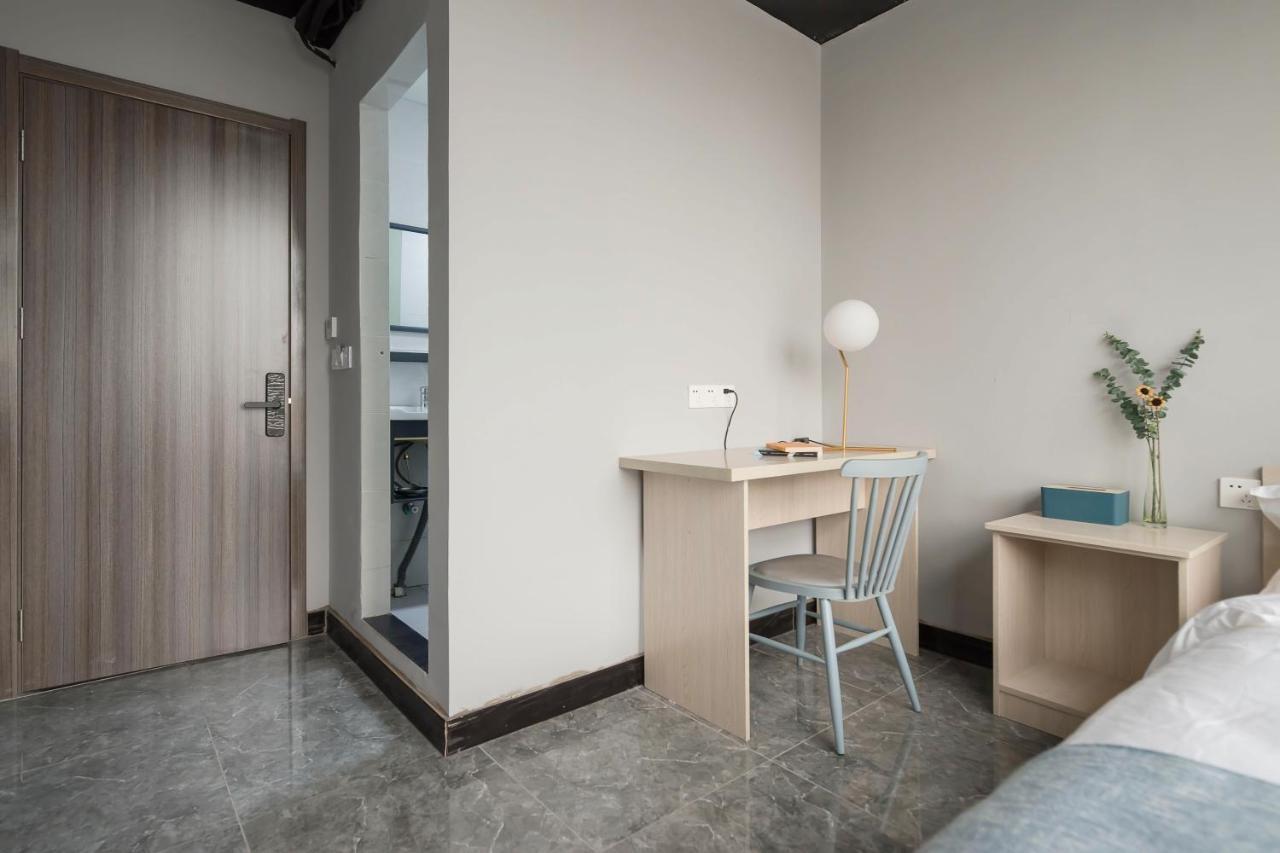 Pu Chun International Hostel -Yugarden & Old Town 샹하이 외부 사진